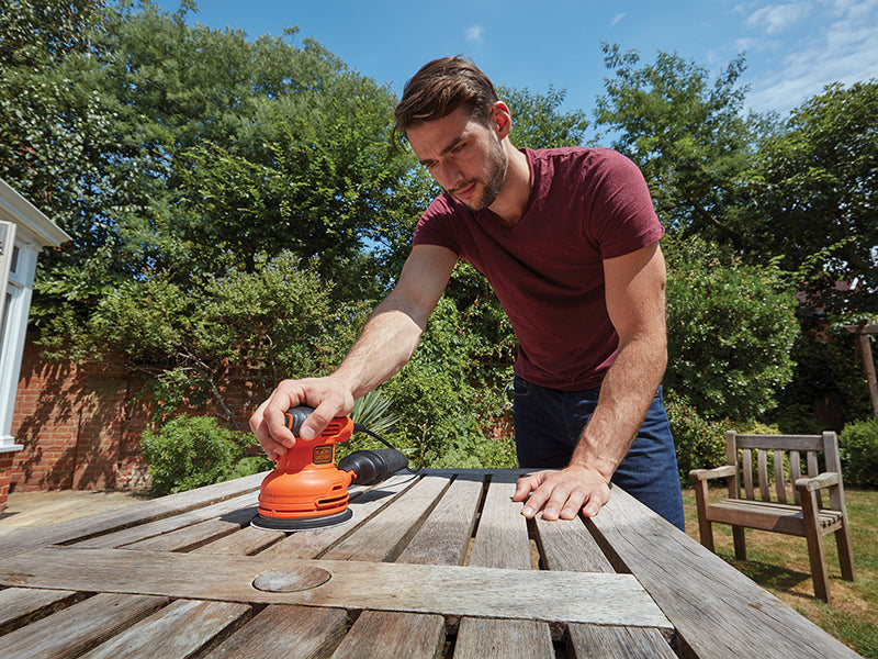 BLACK + DECKER BEW210 Heritage Random Orbital Sander 230W 240V