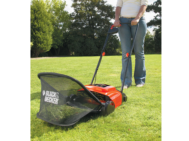 BLACK + DECKER GD300 300mm Lawnraker 600W 240V