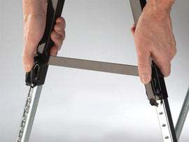 Batavia Work Trestle with Telescopic Legs