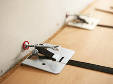 Load image into Gallery viewer, Bessey SVH400 Strap Flooring Tool