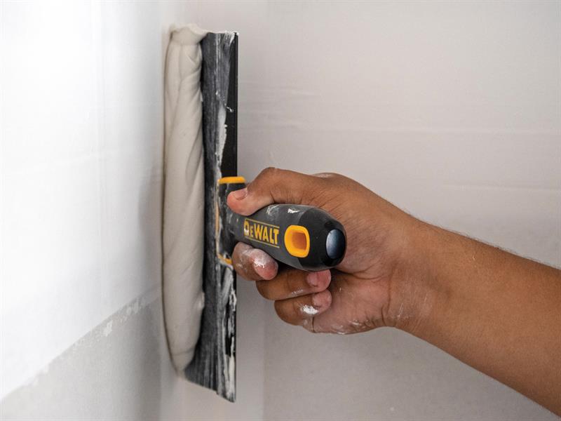 DEWALT Drywall Soft Grip Taping Knife