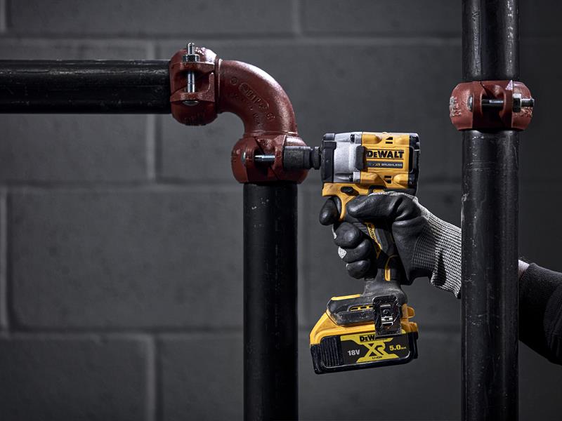 DEWALT DCF922 XR BL 1/2in Impact Wrench