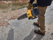 Load image into Gallery viewer, DEWALT DCMB562 XR Brushless Axial Blower