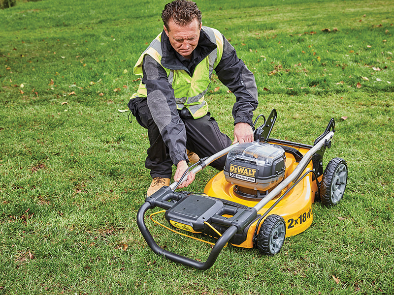 DEWALT DCMW564 XR Brushless Lawnmower