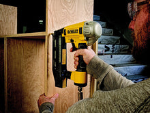 Load image into Gallery viewer, DEWALT DPN1664PP Pneumatic 16 Gauge Finish Nailer