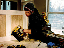 Load image into Gallery viewer, DEWALT DPN1850PP Pneumatic Oil-Free 18 Gauge Brad Nailer