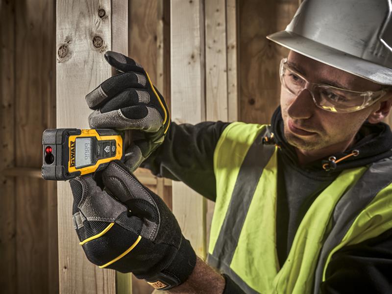 DEWALT DWHT77100 Laser Distance Measure 30m