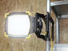 Load image into Gallery viewer, Faithfull Power Plus LED Clip Light