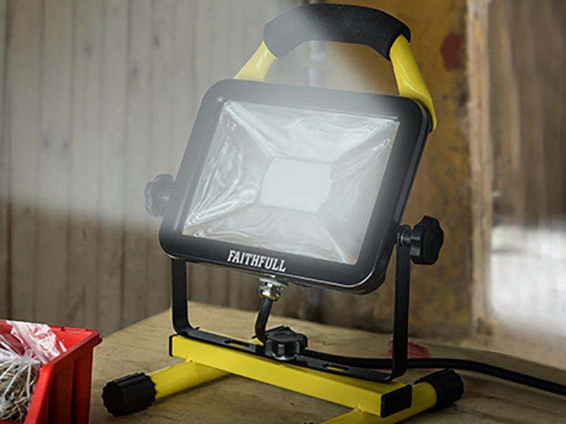 Faithfull Power Plus LED Tripod Site Light