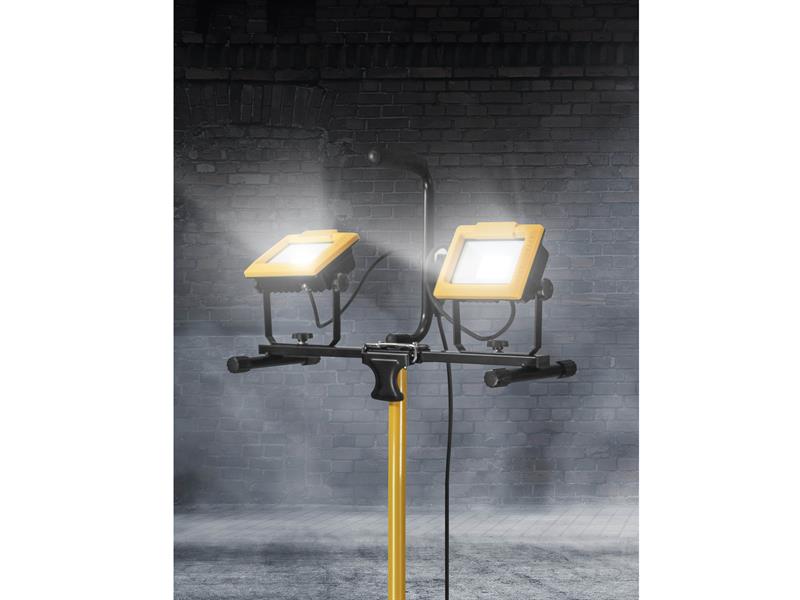 Faithfull Power Plus LED Twin Tripod Site Light