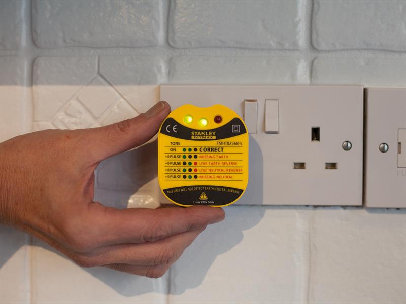 STANLEY® Intelli Tools FatMax® UK Wall Plug Tester