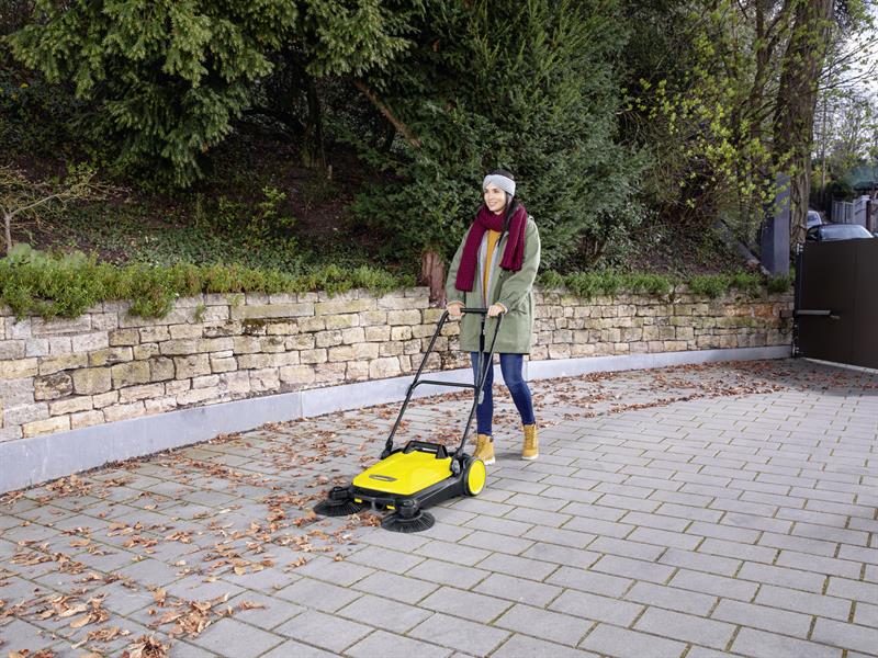 Karcher S 4 Twin Sweeper